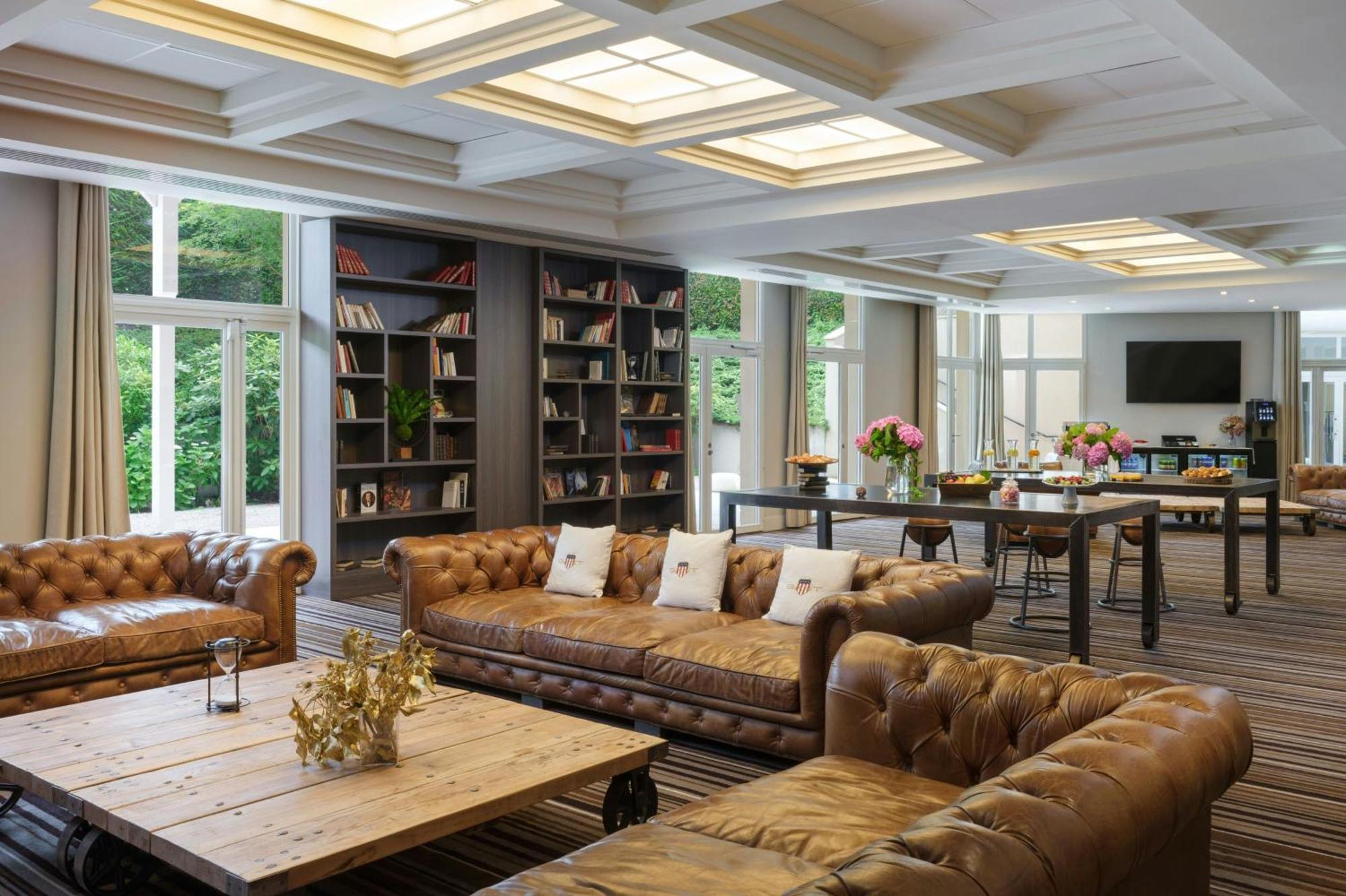 Renaissance Paris Hippodrome De St. Cloud 4*