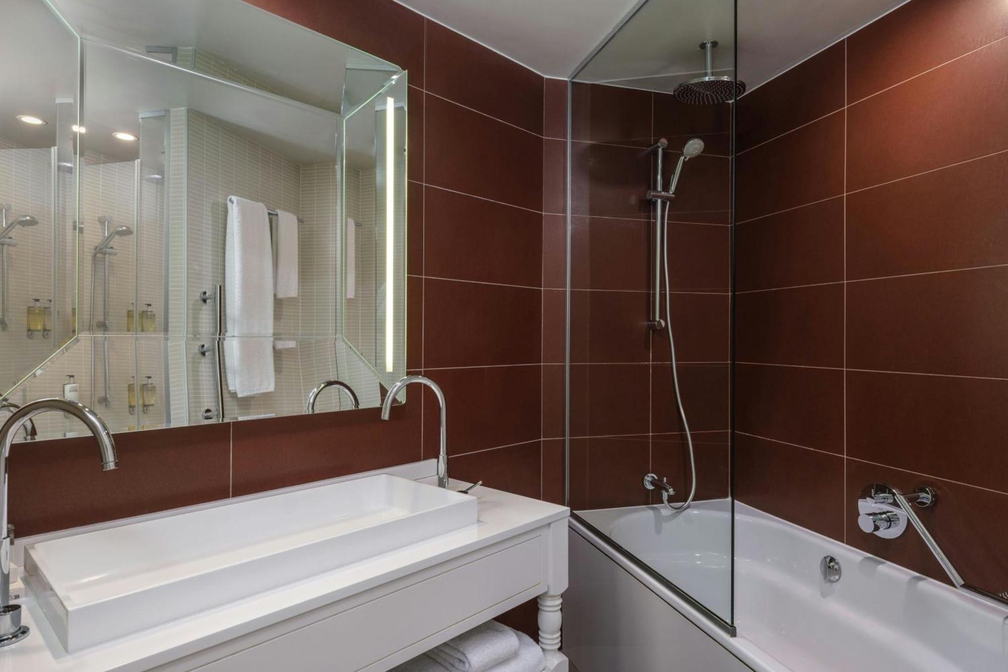 Hotel Renaissance Paris Hippodrome De St. Cloud Rueil-Malmaison