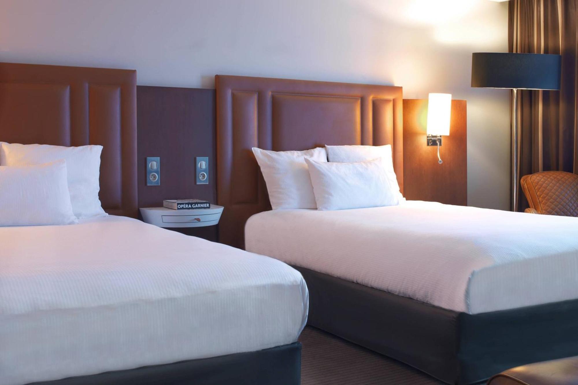 Renaissance Paris Hippodrome De St. Cloud Hotel 4*