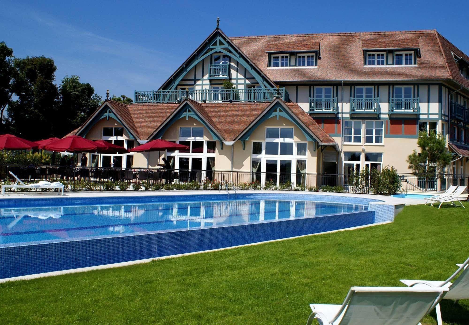 Renaissance Paris Hippodrome De St. Cloud Hotel 4*